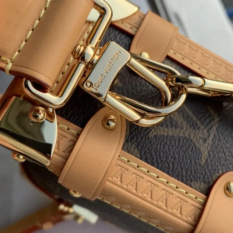 M46815 18x12.5x8cm High Quality Bags - Image 7