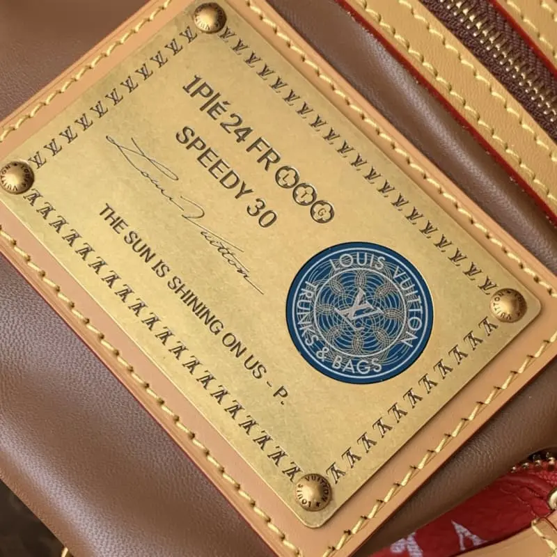 M14067 22.5x18x32cm High Quality Bags - Image 7