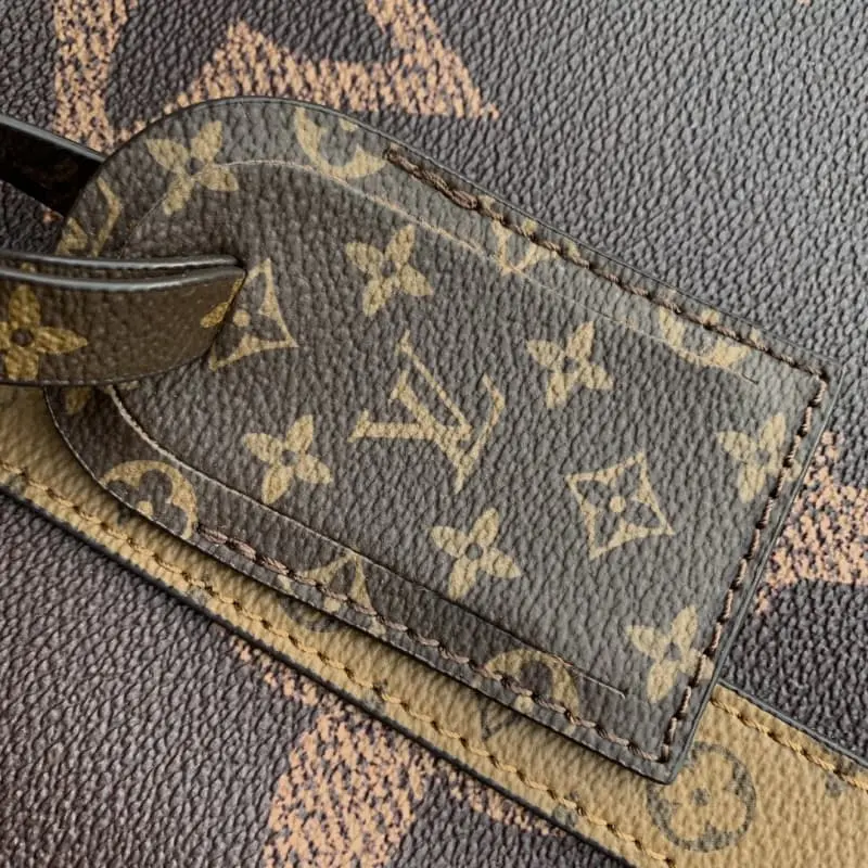 M47211 27x20x45cm High Quality Bags - Image 7