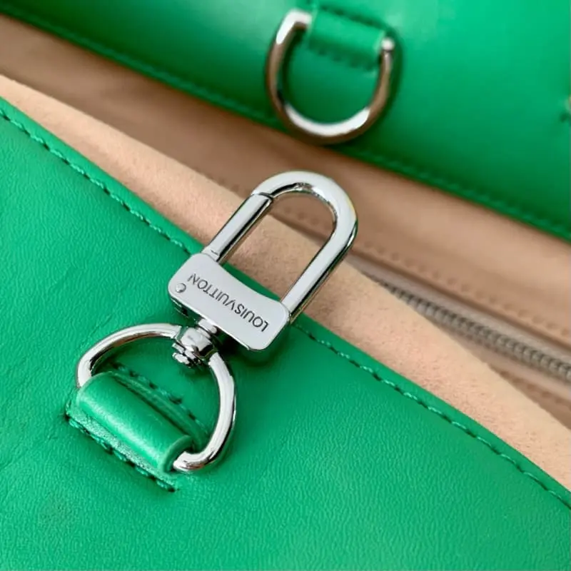 M24457 Green 40x32x16cm High Quality Bags - Image 7