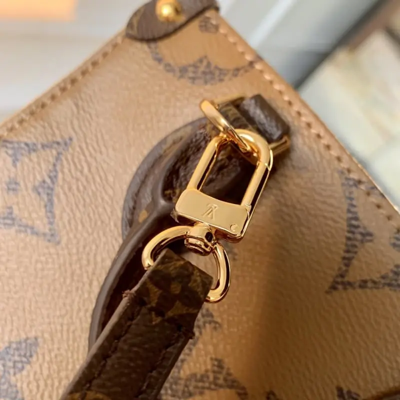 M23950Mini Blue 21x14x8cm High Quality Bags - Image 7