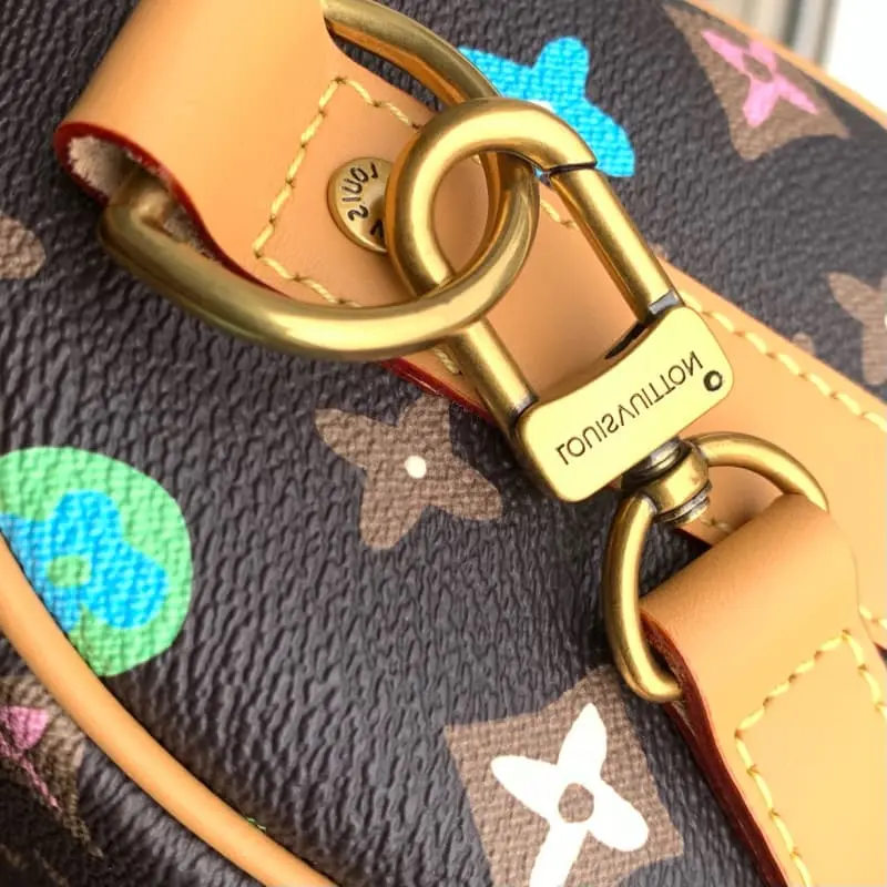 M24849 25x15x11cm High Quality Bags - Image 7