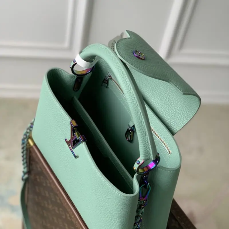 M22055 GreenMedium 31.5x20x11cm High Quality Bags - Image 7