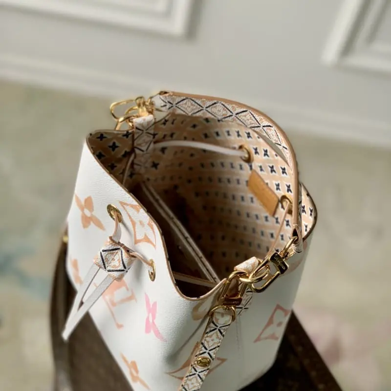 M22985 Apricot 20x20x13cm High Quality Bags - Image 7