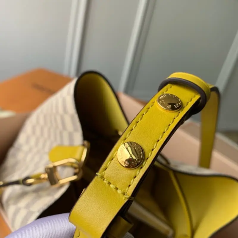 N40151 26x22x27cm High Quality Bags - Image 7