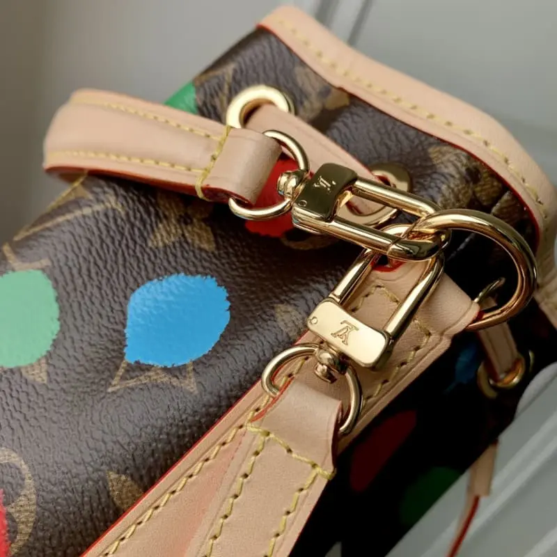 M81863 13x16x10cm High Quality Bags - Image 7