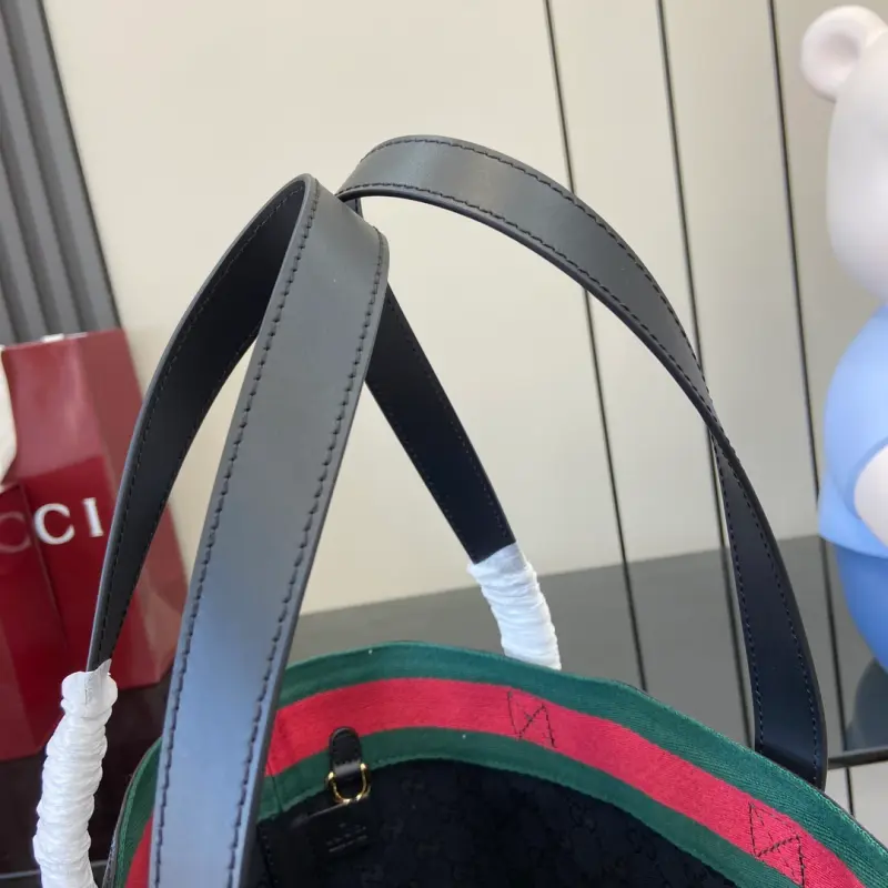 788211 CM 1 High-Quality Bags - Image 7