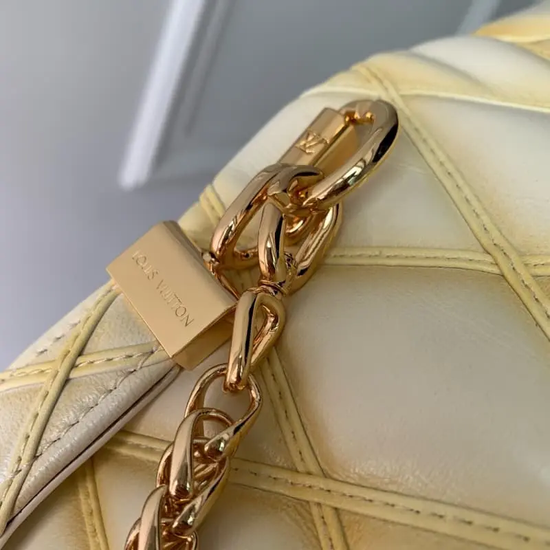 M12338 Light yellow 14x9x20cm High Quality Bags - Image 7