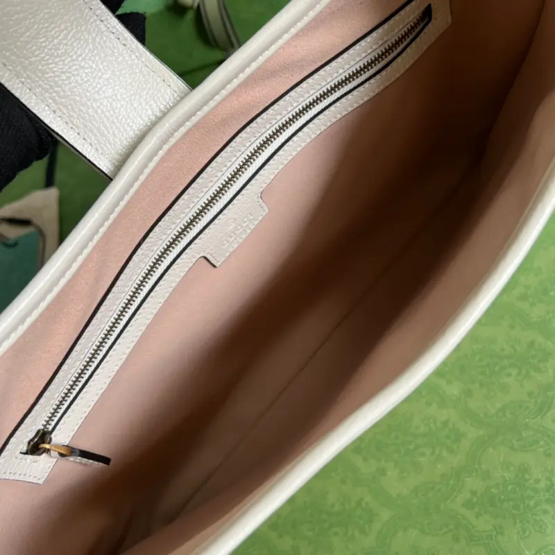 726274 CM 4 High-Quality Bags - Image 7