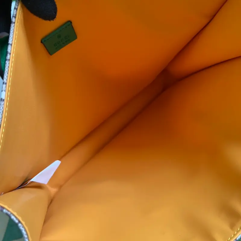 550763 CM 3 High-Quality Bags - Image 7