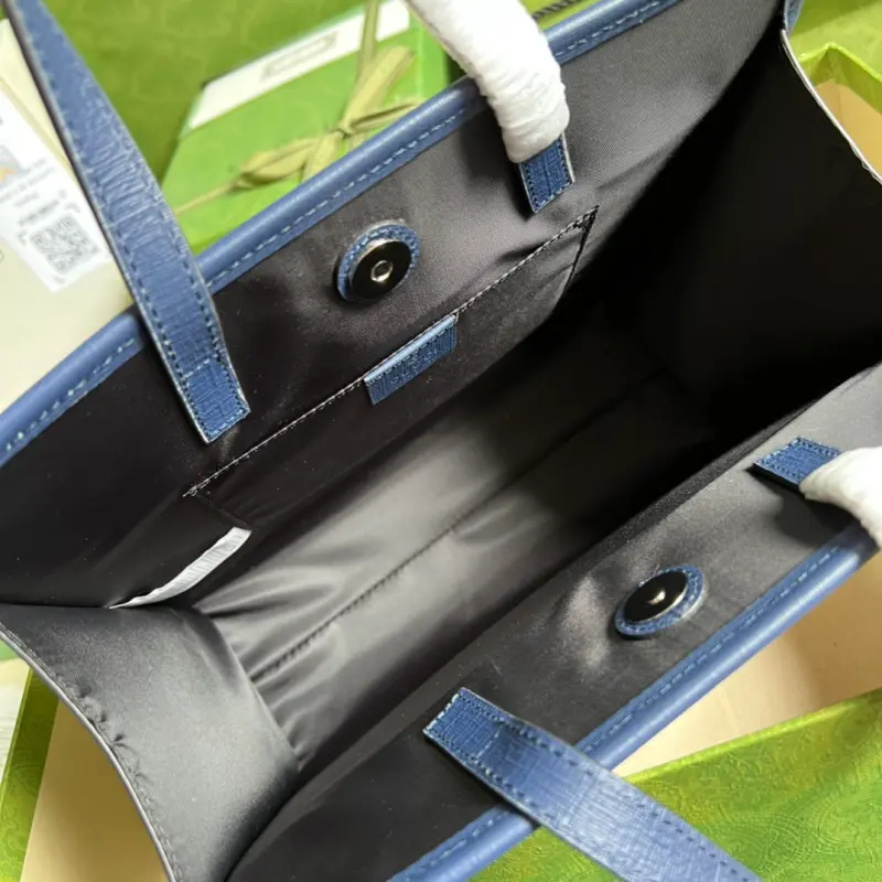 605614 CM 7 High-Quality Bags - Image 7