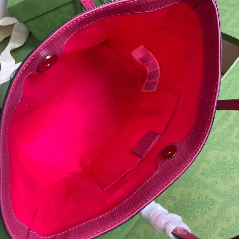 410812 CM 20 High-Quality Bags - Image 7