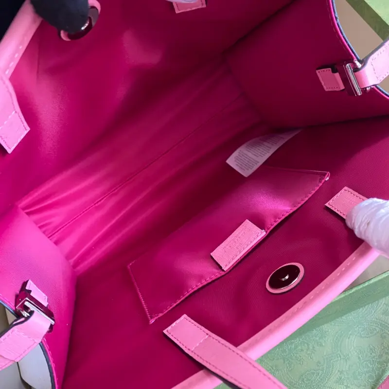 612992 CM 1 High-Quality Bags - Image 6