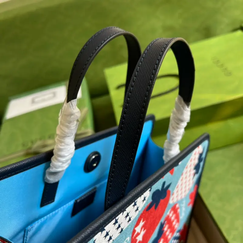 605614 CM 10 High-Quality Bags - Image 7