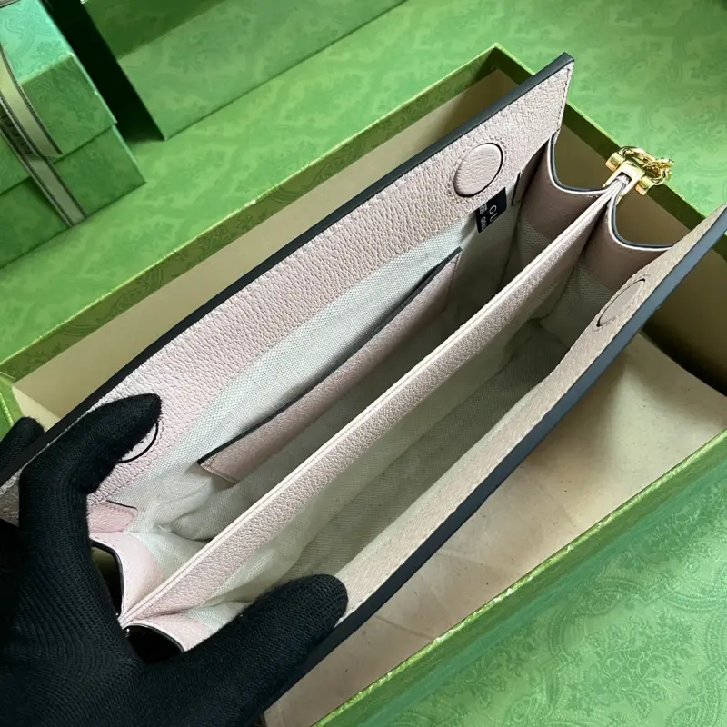 503877 CM 3 High-Quality Bags - Image 7