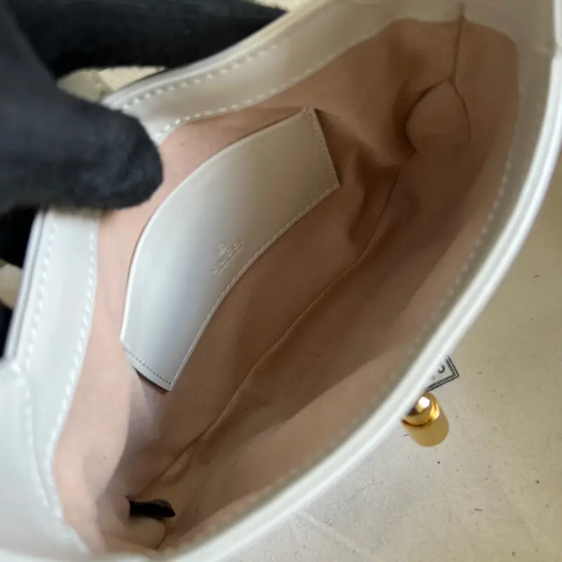 637091 CM 1 High-Quality Bags - Image 7