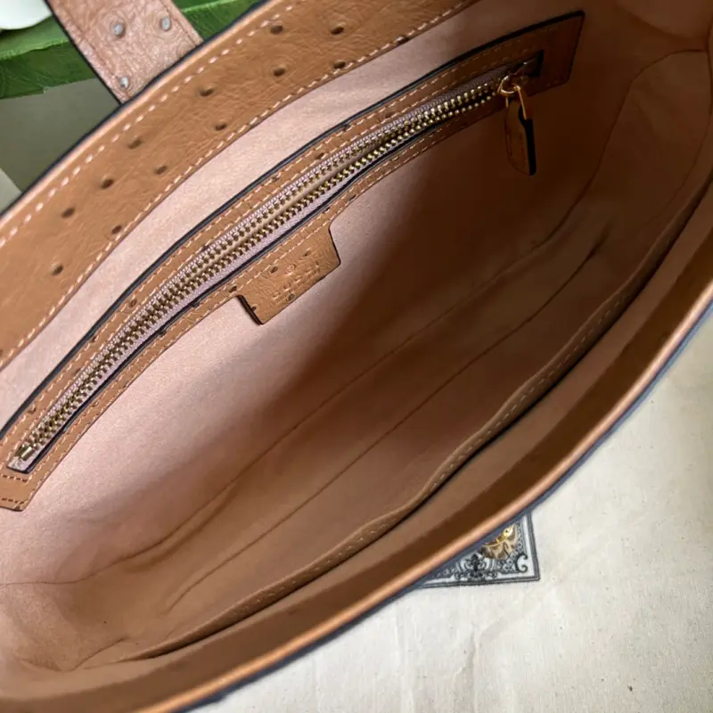 636709 CM 2 High-Quality Bags - Image 7