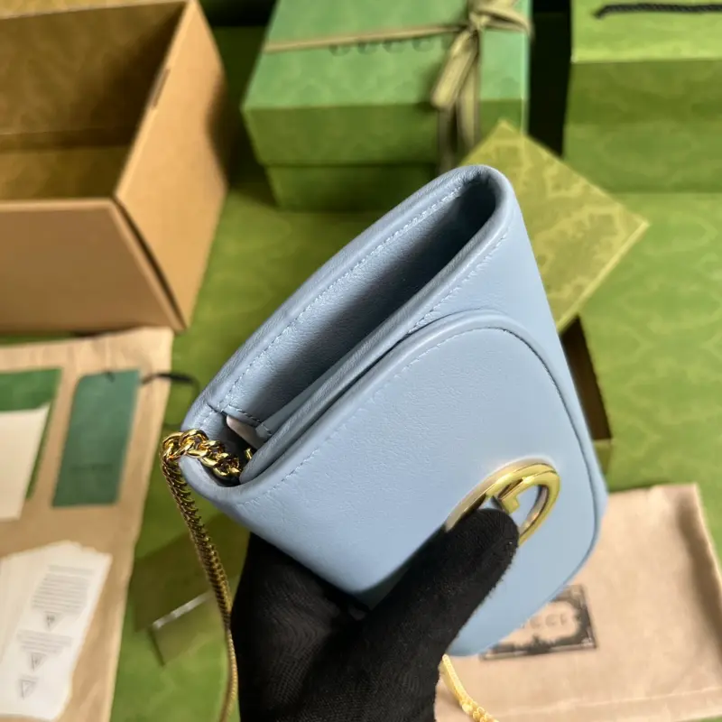 725215 CM 4 High-Quality Bags - Image 7