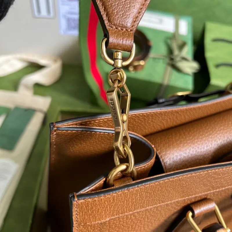 678842 CM 1 High-Quality Bags - Image 7