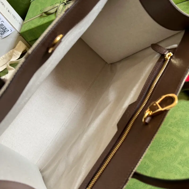 678839 CM 2 High-Quality Bags - Image 7