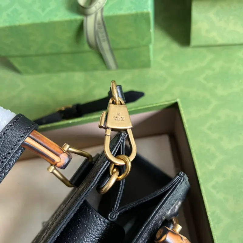 655661 CM 1 High-Quality Bags - Image 7