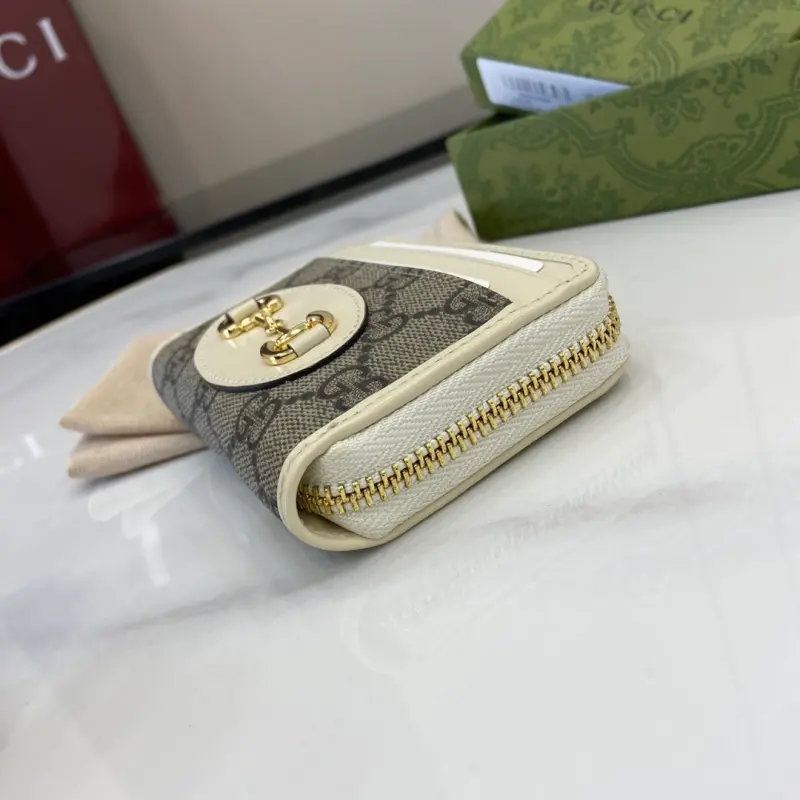 658549 CM 3 High-Quality Bags - Image 7