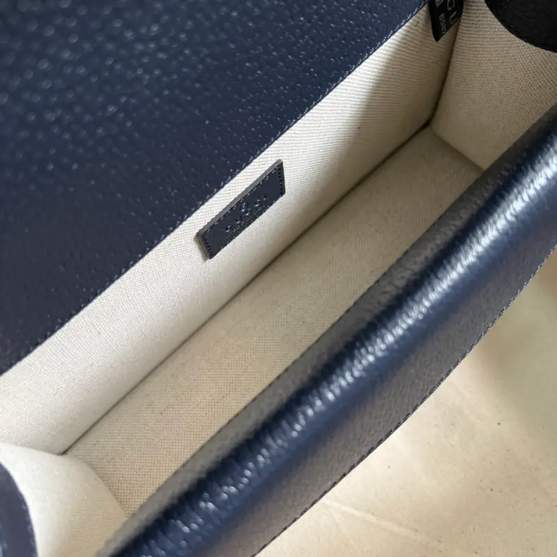 499623 CM 1 High-Quality Bags - Image 7