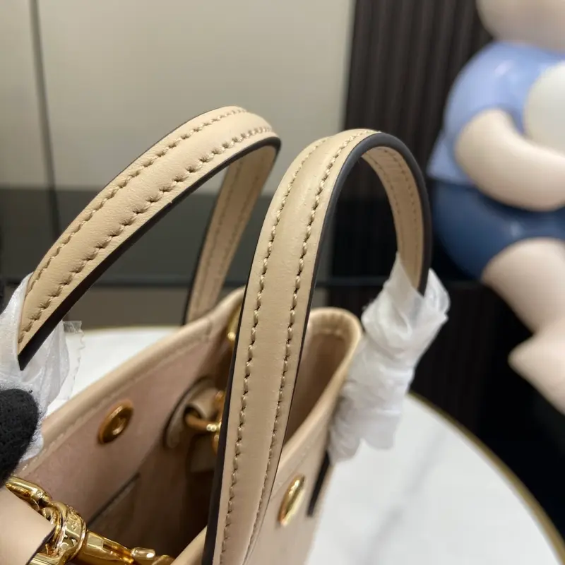 790133 CM 1 High-Quality Bags - Image 7