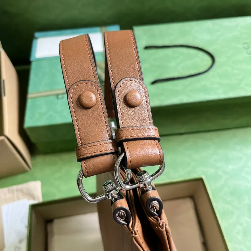 751518 CM 6 High-Quality Bags - Image 7