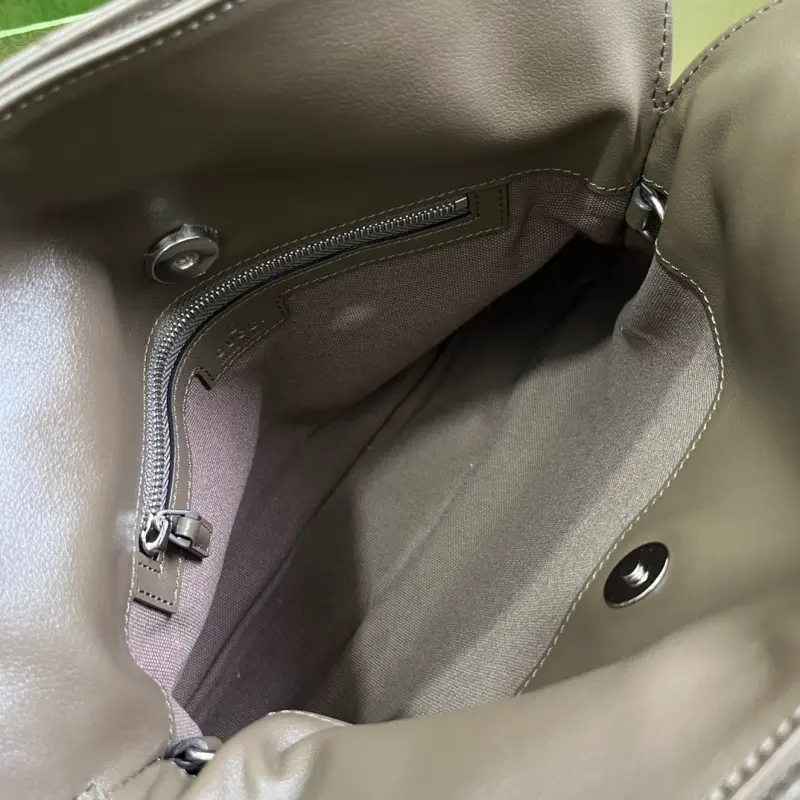 751518 CM 10 High-Quality Bags - Image 7