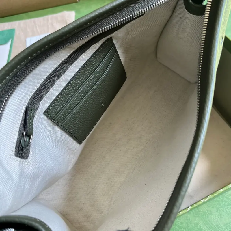 739490 CM 1 High-Quality Bags - Image 7