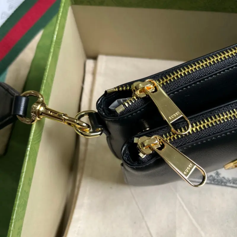 724599 CM 1 High-Quality Bags - Image 7