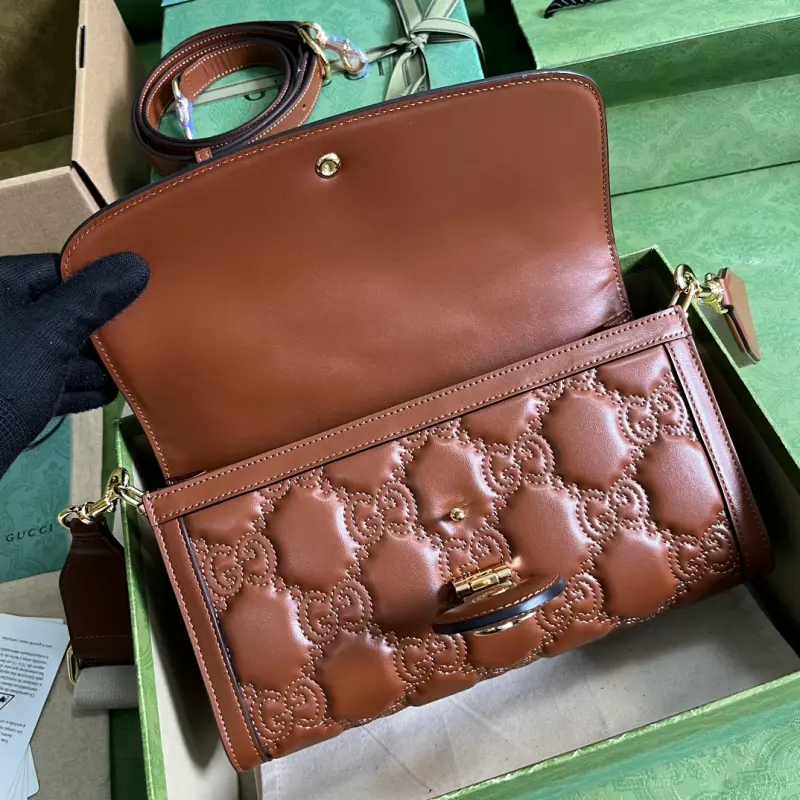 724529 CM 3 High-Quality Bags - Image 7