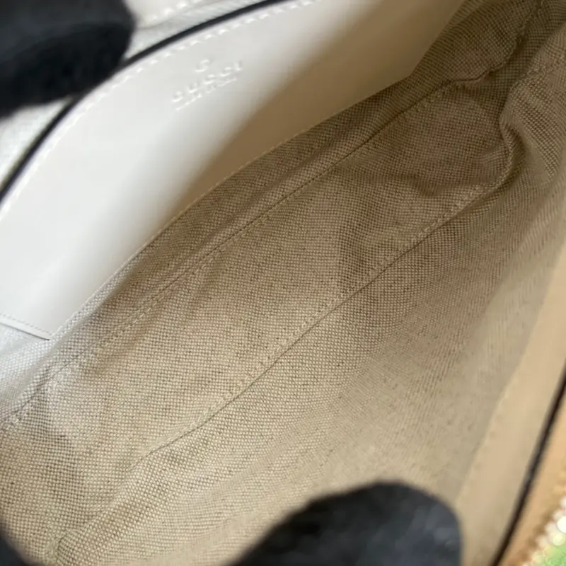 735049 CM 3 High-Quality Bags - Image 7