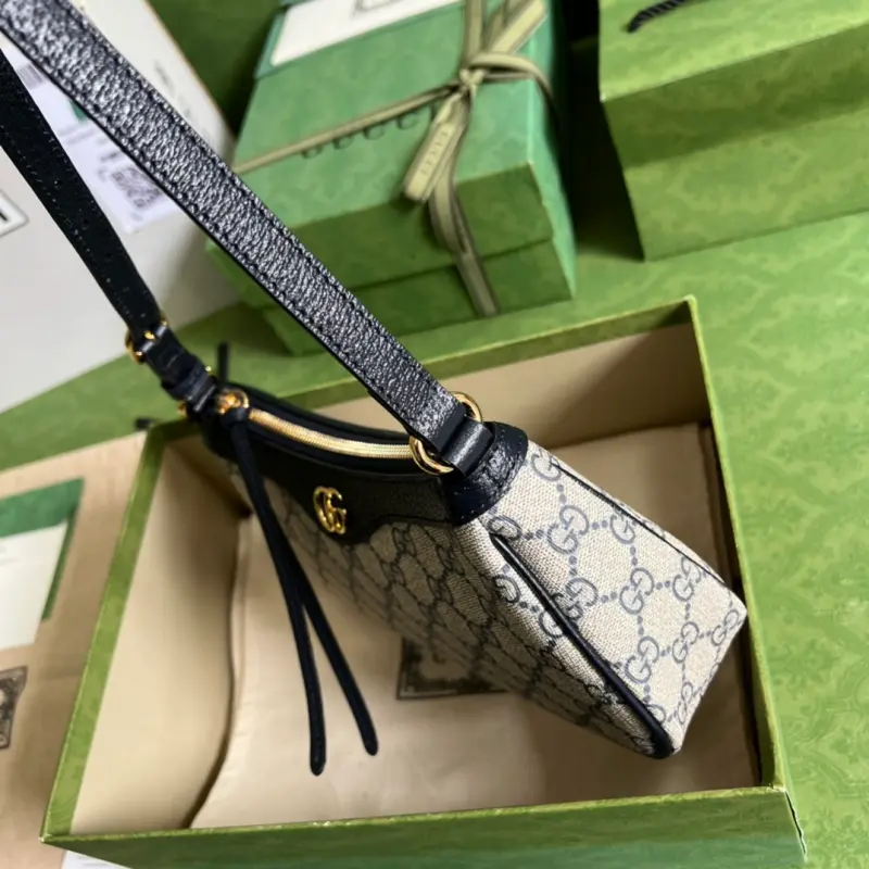 735145 CM 1 High-Quality Bags - Image 7