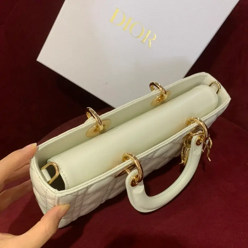 ML269 2 High Quality Bags - Image 7