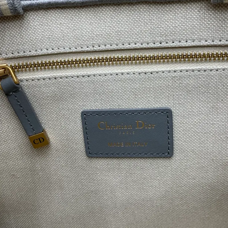 ML249 1 High Quality Bags - Image 8