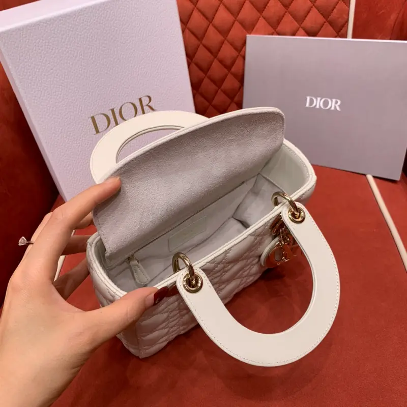 ML237 4 Cream White High Quality Bags - Image 8