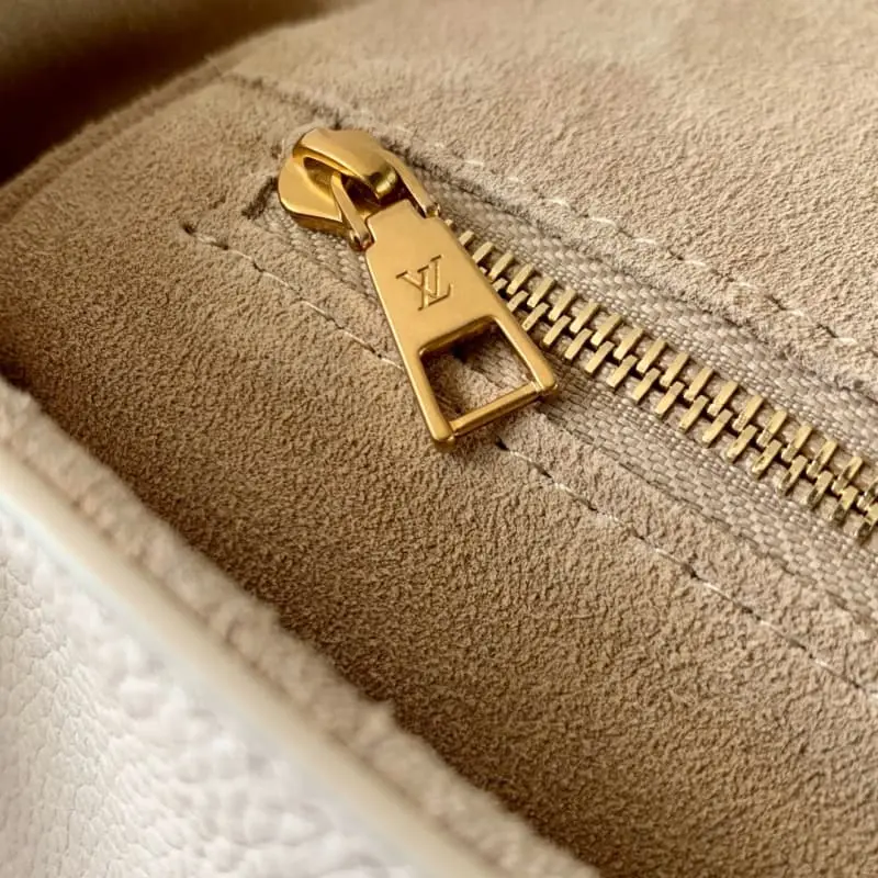 M25359 White 27x19x9cm High Quality Bags - Image 7