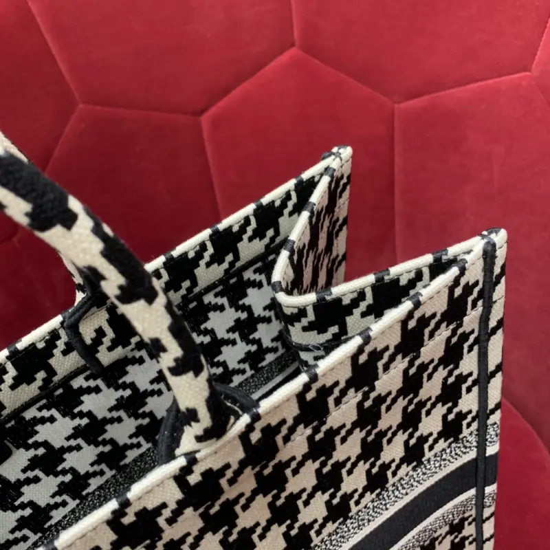 ML153 41cm High Quality Bags - Image 7