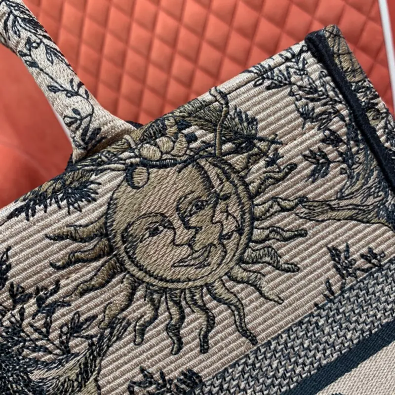 ML151 3 High Quality Bags - Image 7