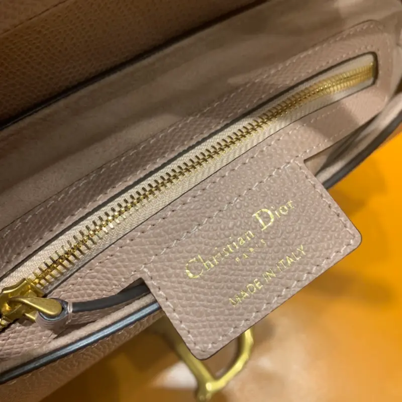 ML120 3 High Quality Bags - Image 7