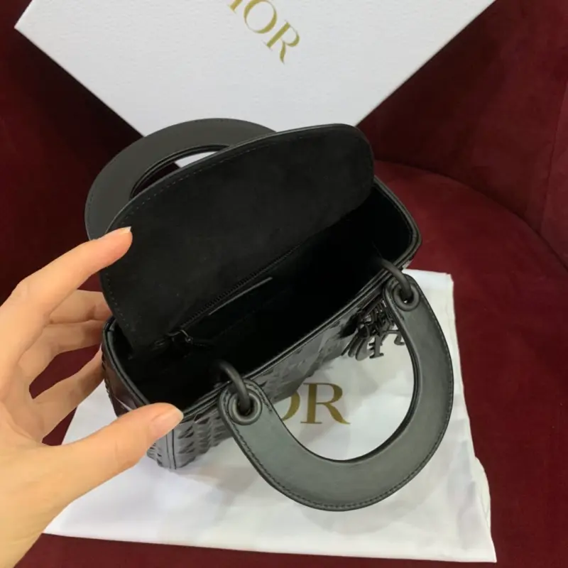 ML71 High Quality Bags - Image 7