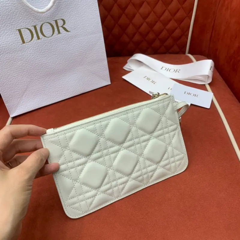 ML176 4 High Quality Bags - Image 14