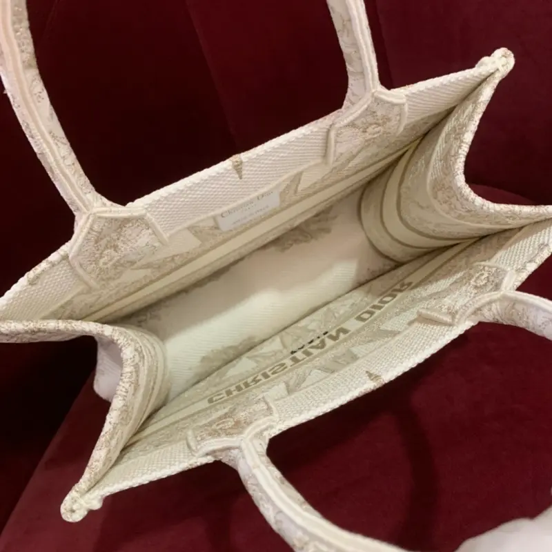 ML192 1 High Quality Bags - Image 6