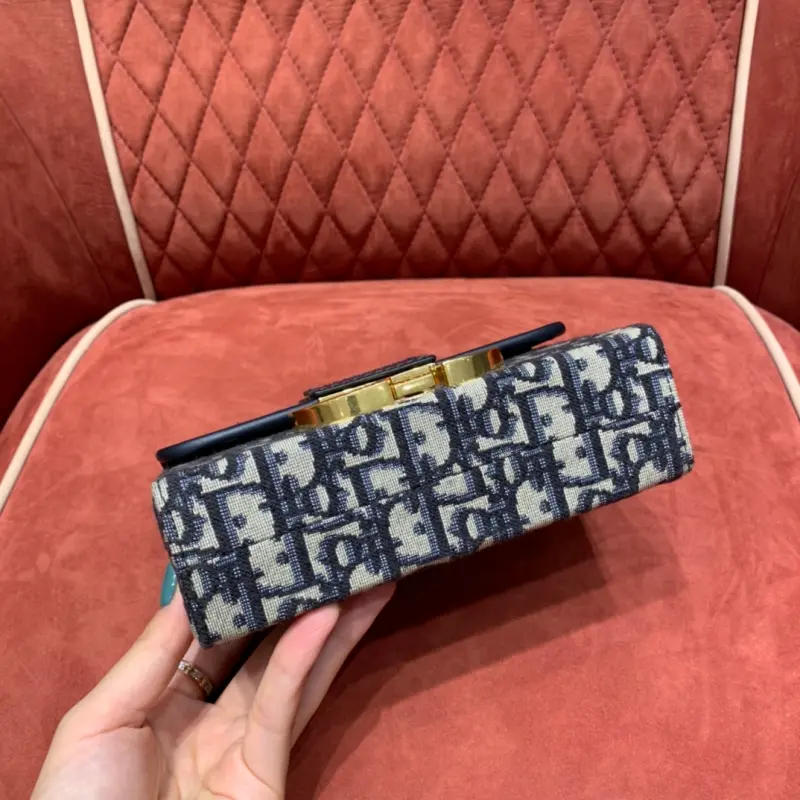 ML134 High Quality Bags - Image 7