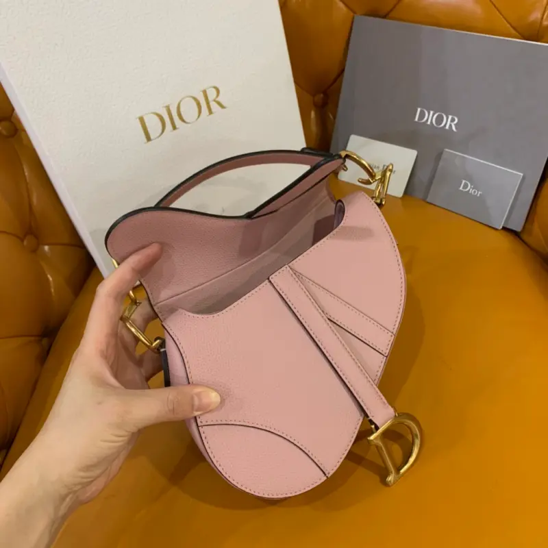 ML62 2 High Quality Bags - Image 7