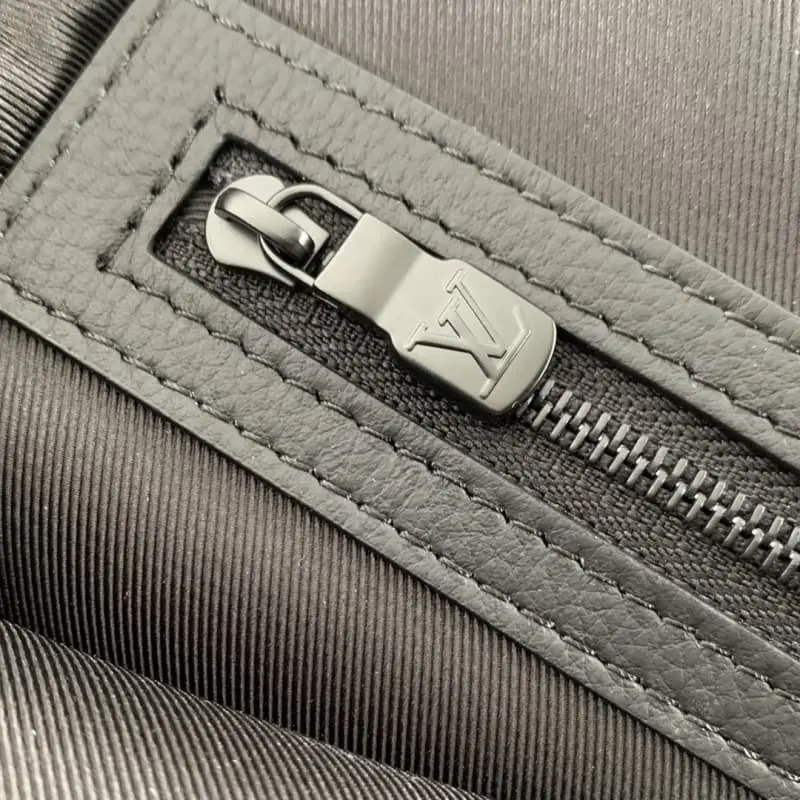 M24777 33x37x13cm High Quality Bags - Image 7