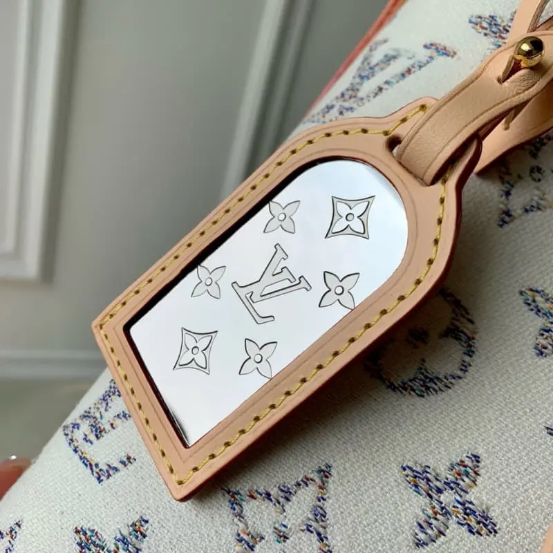 M24707 29x24x12cm High Quality Bags - Image 6