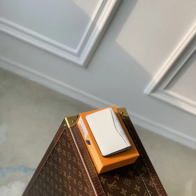 M83095 White 8x11x1cm High Quality Bags - Image 5